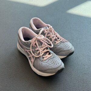 ASICS Women's Gray & Pink Running Sneakers